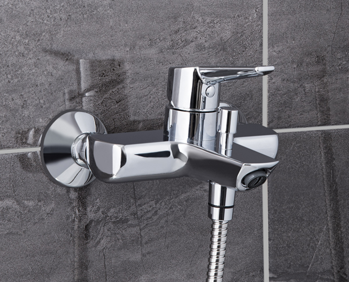 Смеситель настенный VitrA Solid S A42444EXP для ванны однорычажный хром латунь