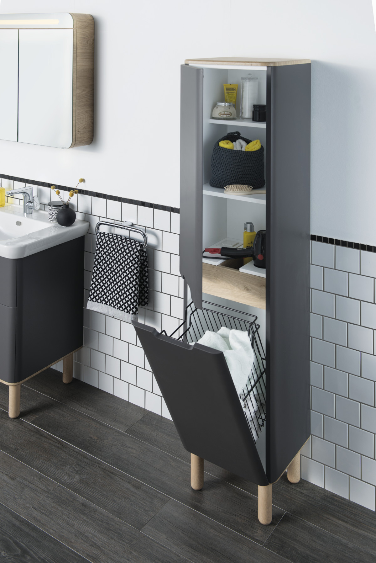 Шкаф пенал в ванную VitrA Sento 60856 40 см с корзиной для белья матовый антрацит МДФ